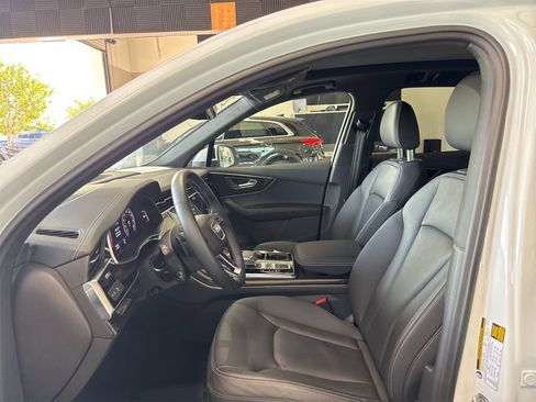 Used 2025 Audi Q7 2.0T Premium AWD/4WD image 5