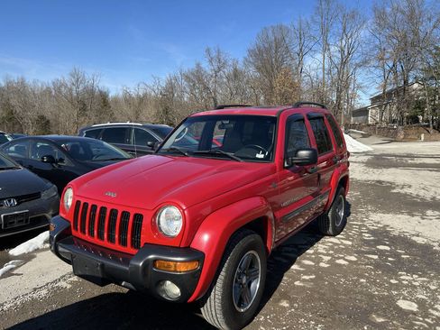 Used 2004 Jeep Liberty Sport w/ PWR Convenience Group image 2