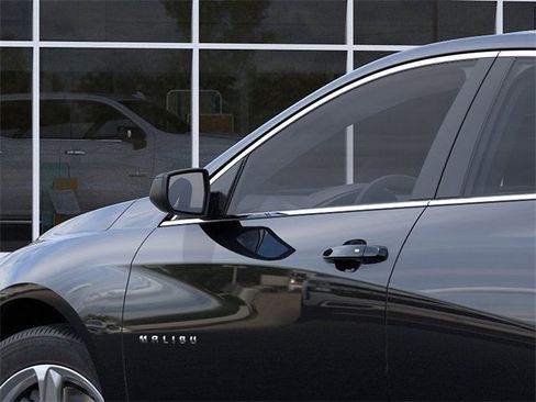 New 2022 Chevrolet Malibu LS image 12