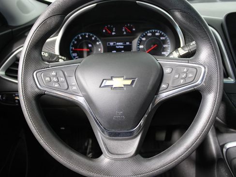 Used 2020 Chevrolet Malibu LS w/ Driver Confidence Package II image 12