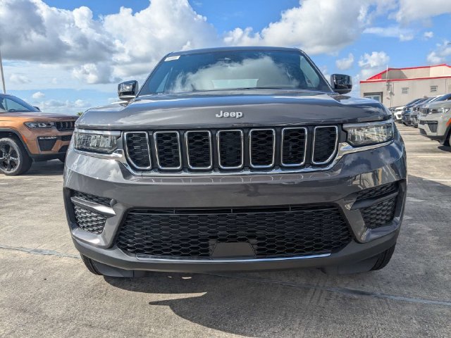 New 2026 Jeep Grand Cherokee Laredo X RWD image 9
