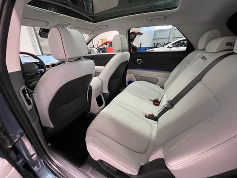 Used 2024 Hyundai Ioniq 5 Limited image 15