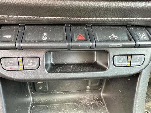 Used 2017 GMC Canyon SLT w/ Driver Alert Package AWD/4WD image 43