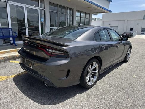Used 2022 Dodge Charger R/T RWD image 7