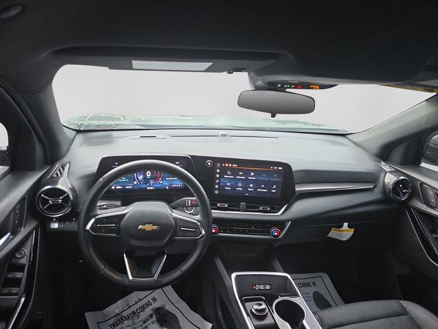 Used 2026 Chevrolet Equinox LT w/ Convenience Package II AWD/4WD image 10