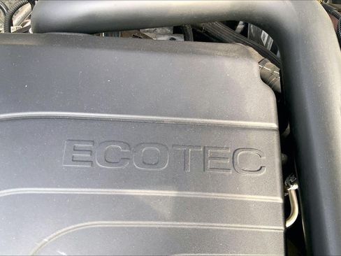 Used 2023 Chevrolet Equinox LT FWD image 30
