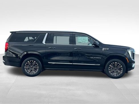 New 2026 GMC Yukon XL Elevation RWD image 6