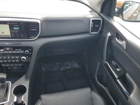 Used 2020 Kia Sportage EX w/ Option Group 15 image 18