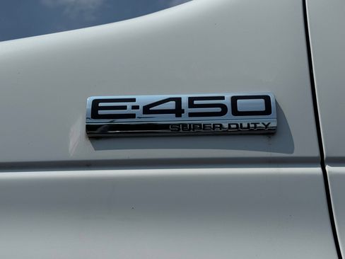 Used 2023 Ford E-450 and Econoline 450 Super Duty w/ Power Windows & Locks Group RWD image 24