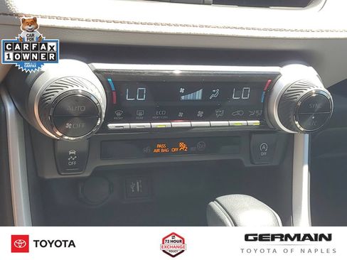 Used 2025 Toyota RAV4 XLE FWD image 31