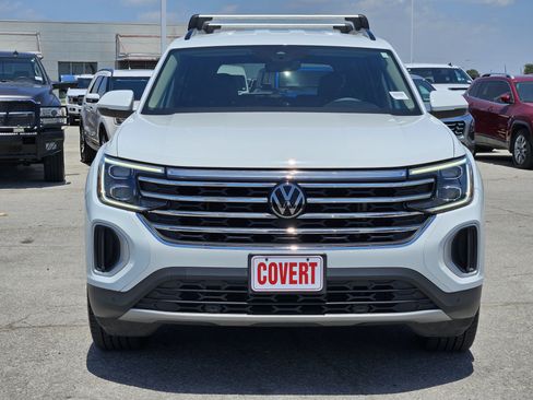 Used 2024 Volkswagen Atlas SE FWD image 2