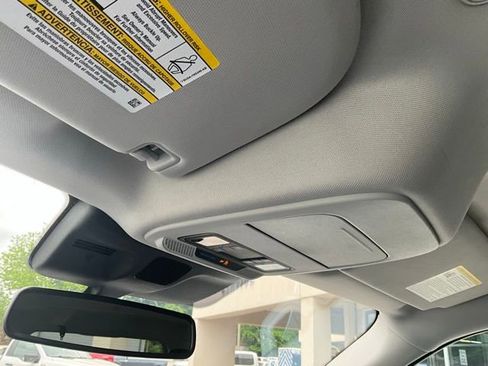 Used 2025 Ford Expedition Active RWD image 17