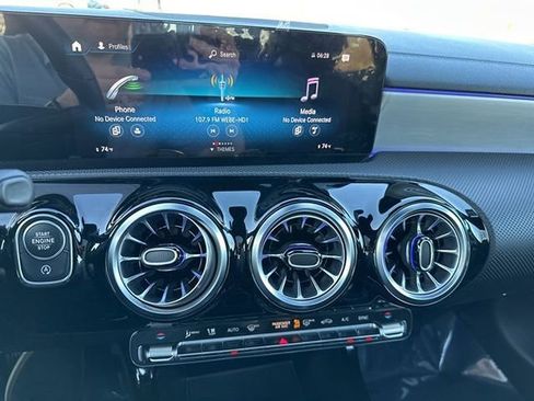 Used 2023 Mercedes-Benz CLA 250 4MATIC image 17