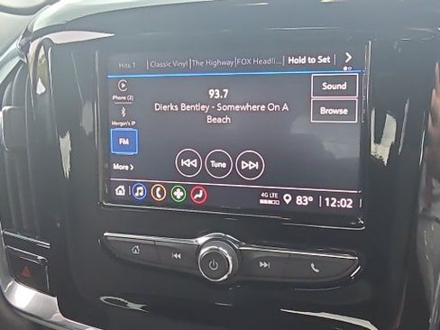 Used 2024 Chevrolet Traverse LT FWD image 4