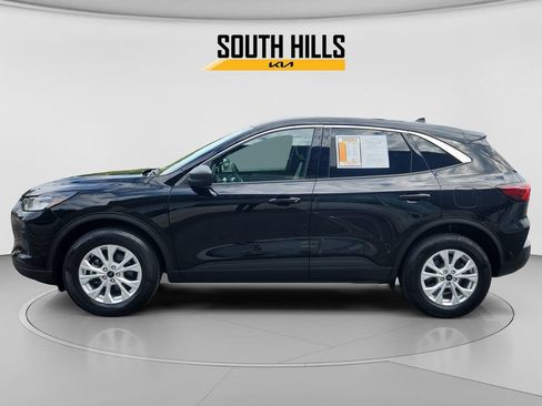 Used 2024 Ford Escape Active w/ Tech Pack #1 AWD/4WD image 2