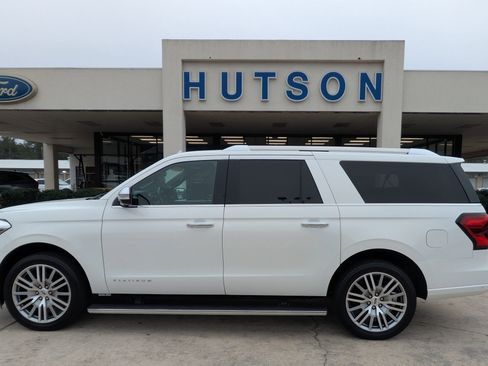 Used 2022 Ford Expedition Max Platinum image 1