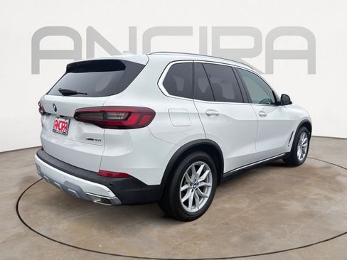 Used 2023 BMW X5 sDrive40i w/ Parking Assistance Package image 10