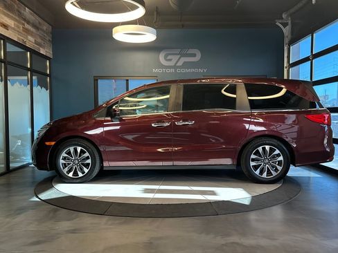 Used 2021 Honda Odyssey EX-L image 6