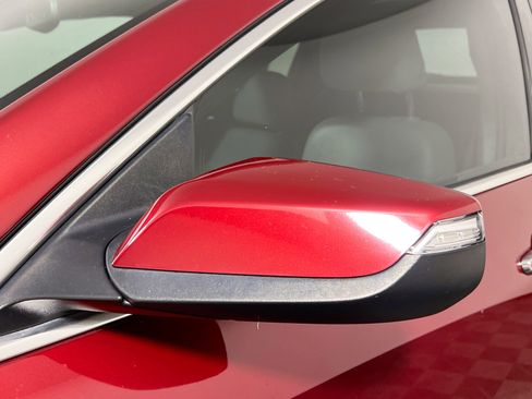 Used 2017 Chevrolet Malibu Premier w/ Driver Confidence Package image 12