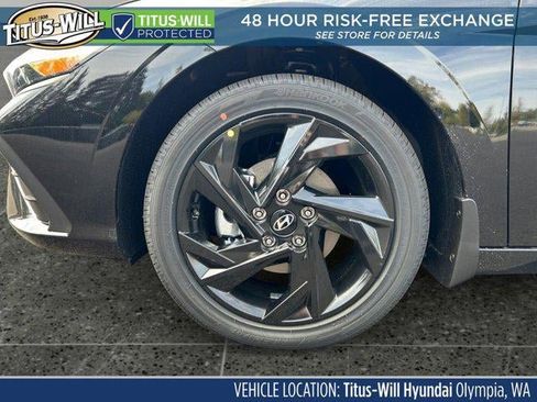 New 2026 Hyundai Elantra Sport FWD image 4