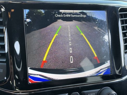 Used 2019 Jeep Grand Cherokee Altitude RWD image 28