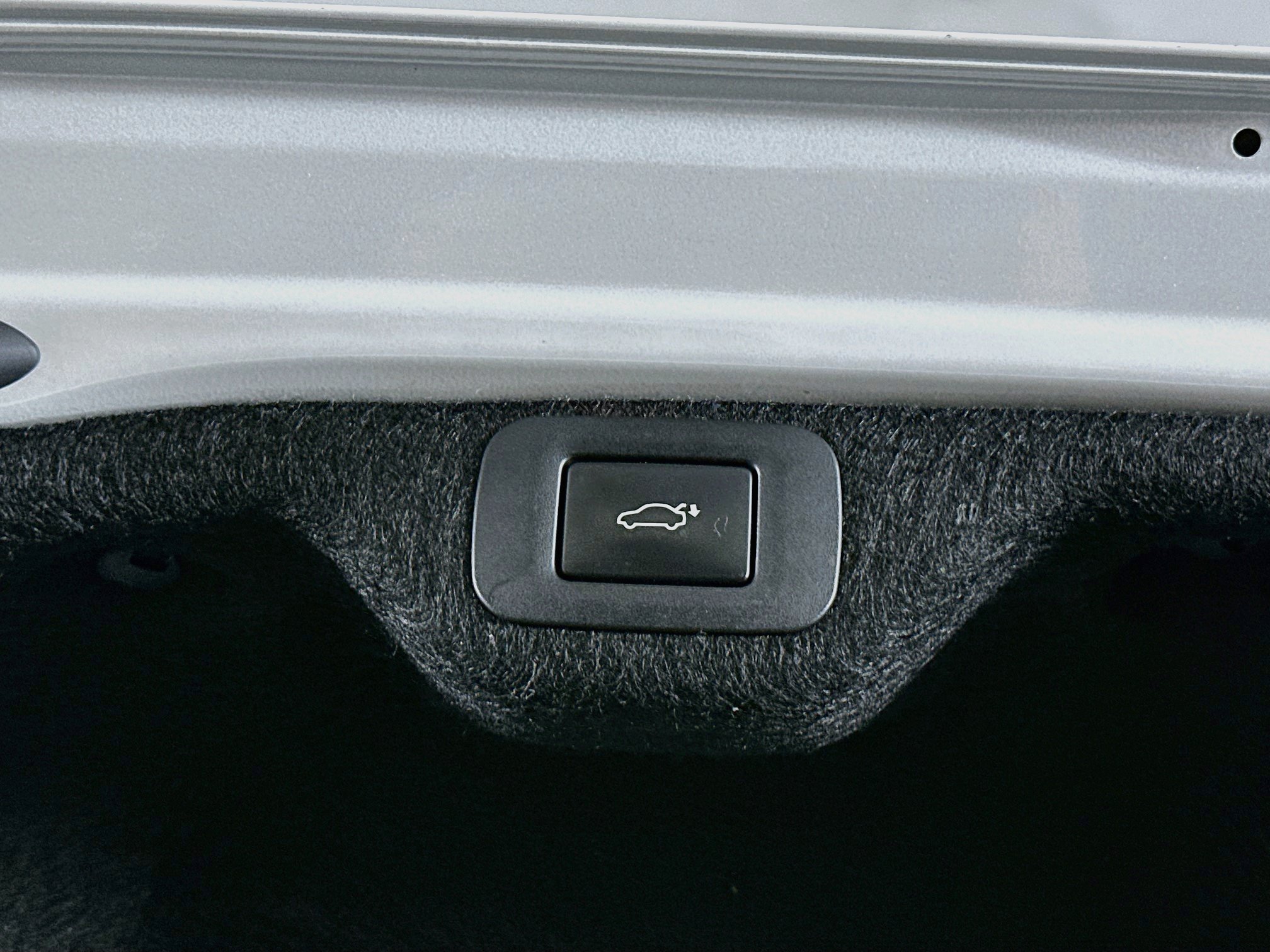Used 2019 Lexus ES 300h w/ Accessory Package 2 FWD image 32