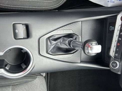 Certified 2025 Ford Mustang Coupe image 17