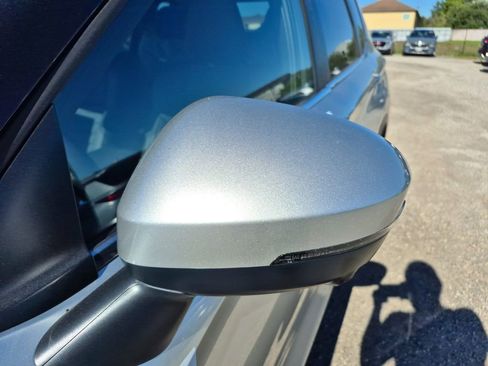 New 2026 Mitsubishi Outlander SE image 14