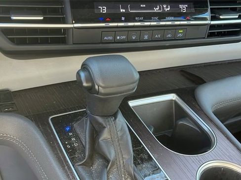 Certified 2023 Toyota Sienna LE image 17