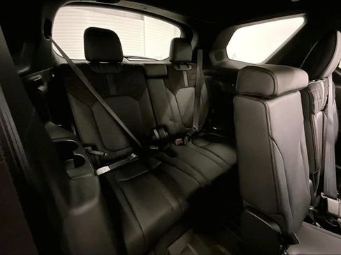 Used 2026 Honda Pilot Black Edition image 33