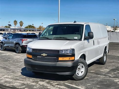 New 2025 Chevrolet Express 2500 Work Van image 2