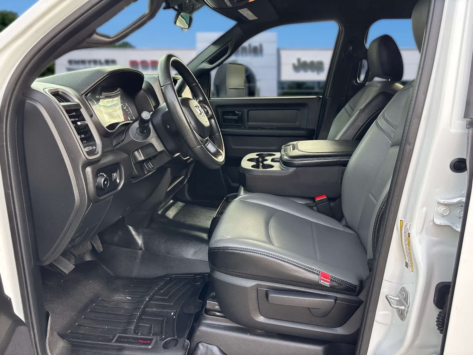 Used 2023 RAM 5500 Tradesman AWD/4WD image 9