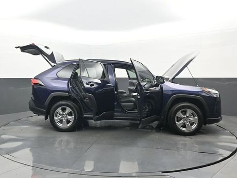 Used 2025 Toyota RAV4 XLE w/ Convenience Package FWD image 32