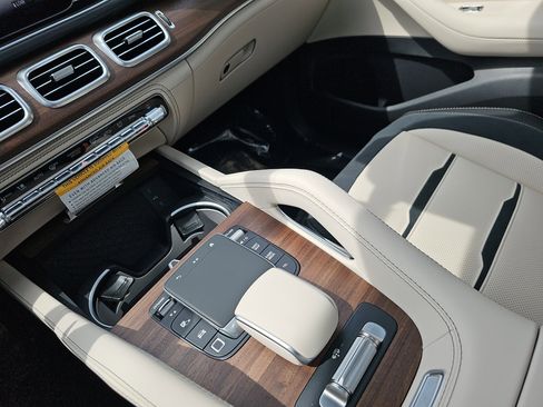 New 2026 Mercedes-Benz GLE 53 AMG 4MATIC Coupe image 26