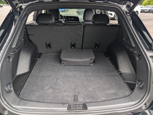 Used 2024 Chevrolet Equinox EV LT FWD image 18