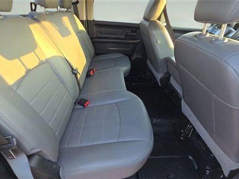 Used 2018 RAM 1500 Tradesman image 18