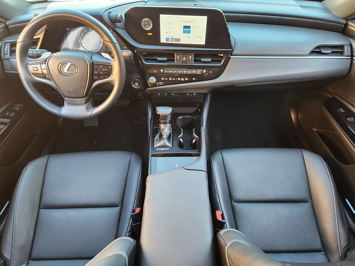Used 2024 Lexus ES 350 w/ Premium Package FWD image 37