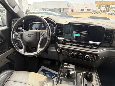 Used 2022 Chevrolet Silverado 1500 ZR2 AWD/4WD image 14