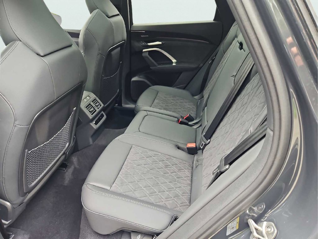 New 2026 Audi SQ5 Premium Plus AWD/4WD image 20