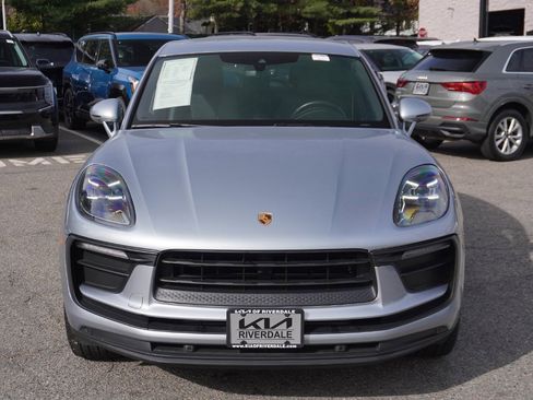 Used 2022 Porsche Macan image 12