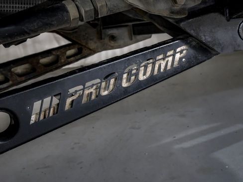 Used 2021 Ford F250 Platinum w/ FX4 Off-Road Package image 61