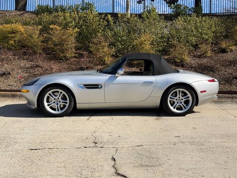 Used 2000 BMW Z8 image 11
