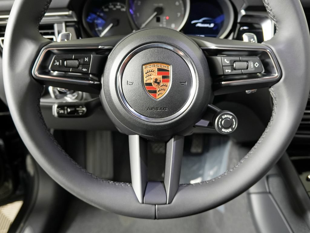 Used 2026 Porsche Macan S AWD/4WD image 22