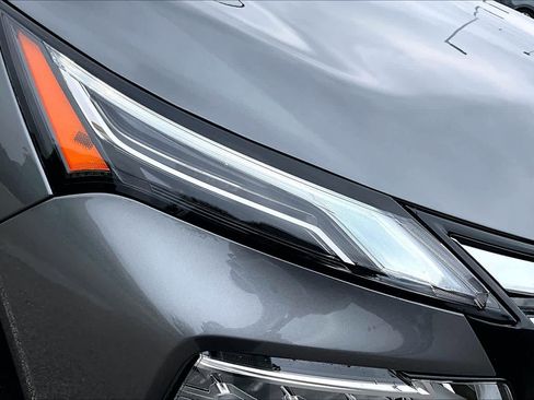 New 2026 Nissan Rogue Platinum w/ Platinum Premium Package image 18