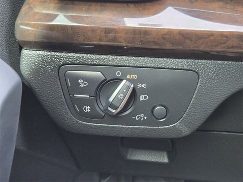 Used 2019 Audi Q5 2.0T Premium Plus w/ Premium Plus Package image 24