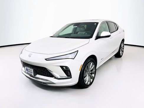 New 2025 Buick Envista Avenir image 3