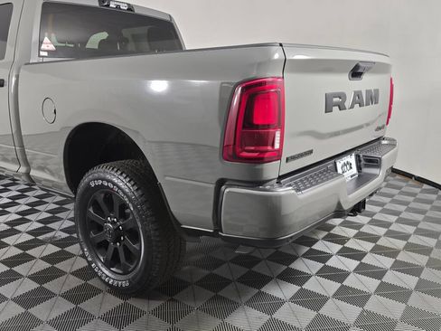 New 2026 RAM 3500 Big Horn AWD/4WD image 13