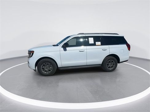 Certified 2025 Ford Expedition Active image 6