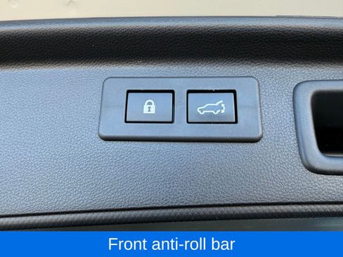 Used 2022 Subaru Forester Premium w/ Popular Package #3 image 42