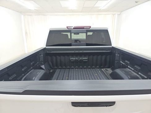 New 2026 GMC Sierra 1500 SLE AWD/4WD image 18